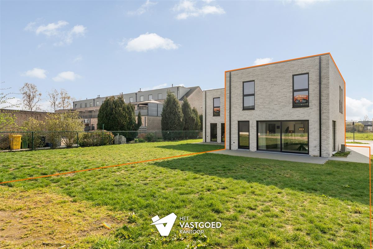 HOOGKWALITATIEVE, ENERGIEZUINIGE NIEUWBOUWWONING NABIJ CENTRUM BALEN