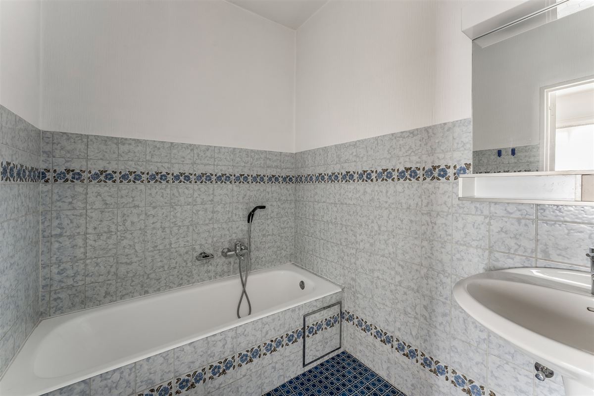 CENTRAAL GELEGEN, RUIME WONING (415M2)