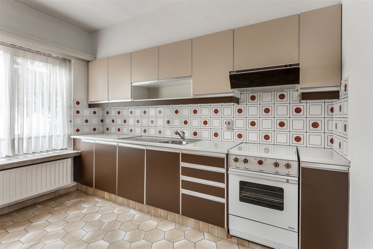 CENTRAAL GELEGEN, RUIME WONING (415M2)