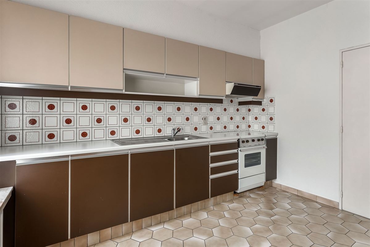 CENTRAAL GELEGEN, RUIME WONING (415M2)