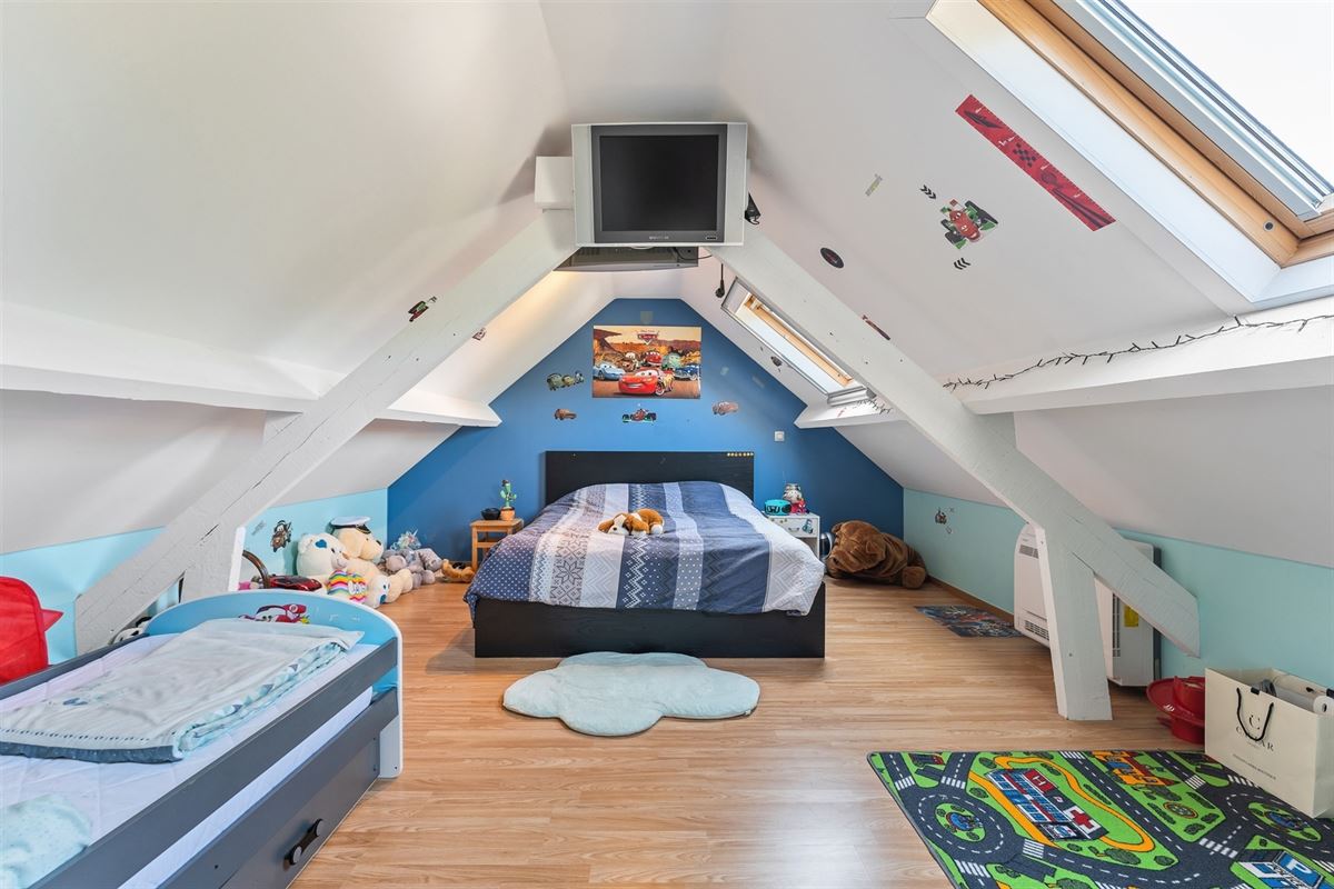 PERFECT ONDERHOUDEN WONING OP EEN PRACHTIG PERCEEL VAN 1,3 HECTARE IN KOERSEL