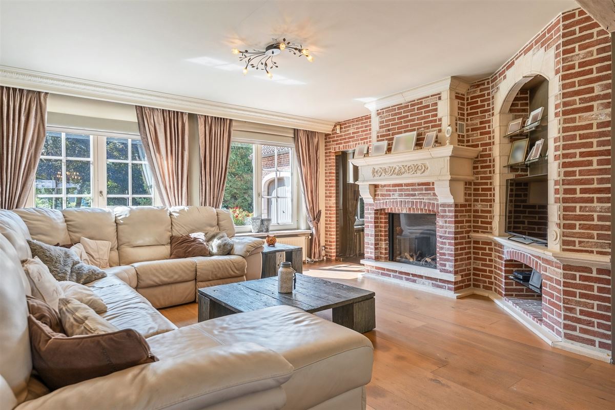 PERFECT ONDERHOUDEN WONING OP EEN PRACHTIG PERCEEL VAN 1,3 HECTARE IN KOERSEL