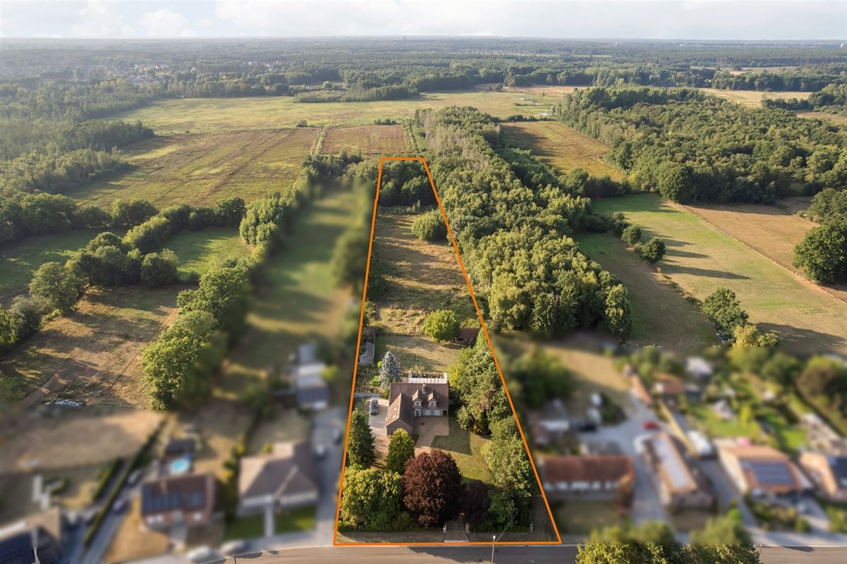 PERFECT ONDERHOUDEN WONING OP EEN PRACHTIG PERCEEL VAN 1,3 HECTARE IN KOERSEL