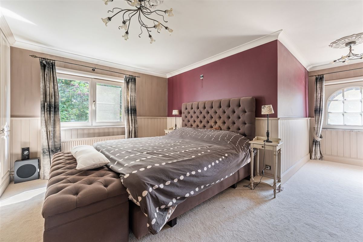 PERFECT ONDERHOUDEN WONING OP EEN PRACHTIG PERCEEL VAN 1,3 HECTARE IN KOERSEL