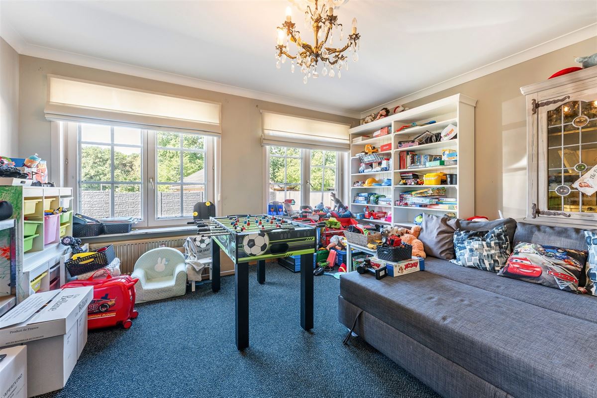 PERFECT ONDERHOUDEN WONING OP EEN PRACHTIG PERCEEL VAN 1,3 HECTARE IN KOERSEL