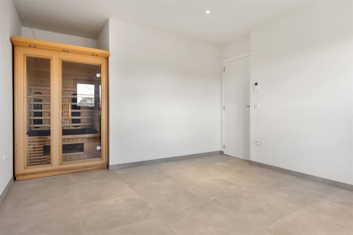 RECENT GERENOVEERDE WONING (175M²) MET HOBBY-/WERKRUIMTE VAN 212M² IN HASSELT CENTRUM