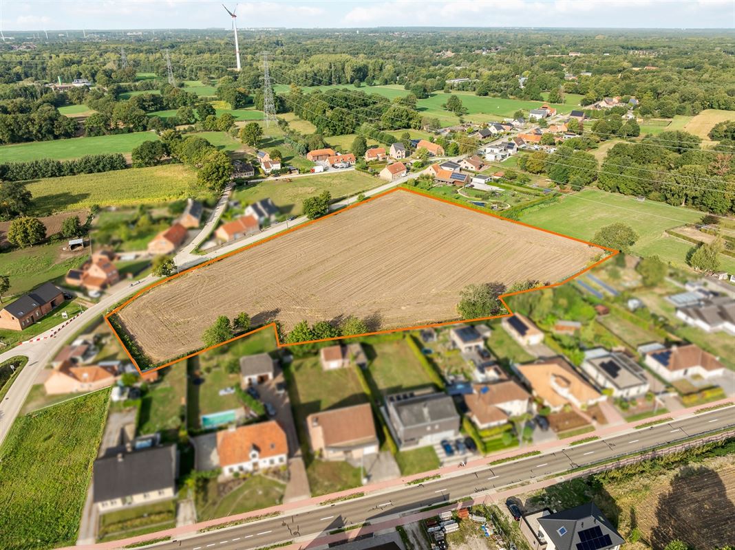 UITZONDERLIJK PERCEEL BOUWGROND MET WEILAND OP TOTALE OPPERVLAKTE VAN 2,1 HECTARE TE OLMEN