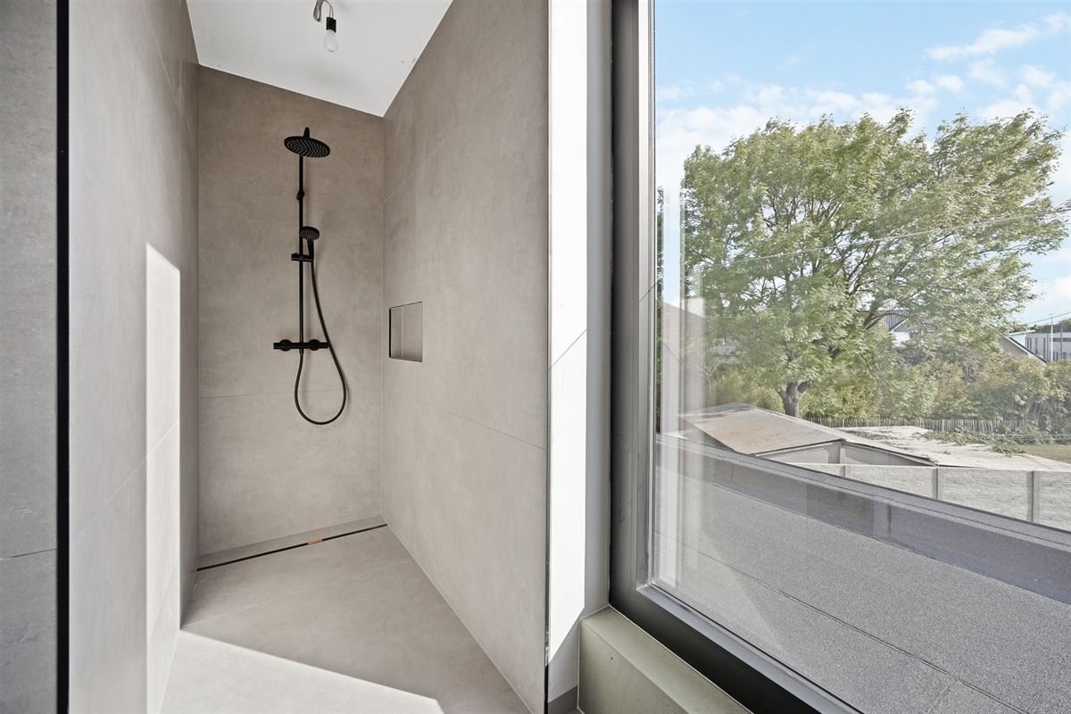 NIEUWBOUW APPARTEMENT VAN 113M² MET 2 SLAAPKAMERS EN TERRASSEN MET MOGELIJKHEID TOT AANKOOP 6% BTW!