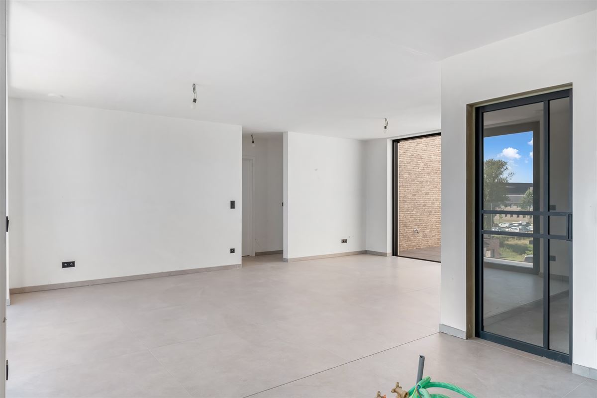 NIEUWBOUW APPARTEMENT VAN 105M² MET 2 SLAAPKAMERS EN TERRASSEN MET MOGELIJKHEID TOT AANKOOP 6% BTW!