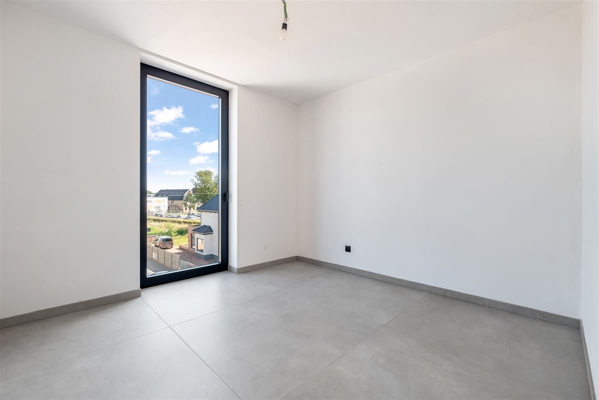 NIEUWBOUW APPARTEMENT VAN 105M² MET 2 SLAAPKAMERS EN TERRASSEN MET MOGELIJKHEID TOT AANKOOP 6% BTW!