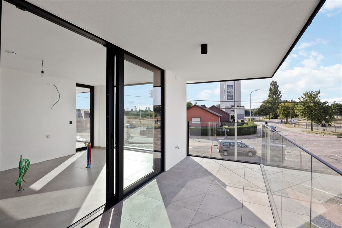 NIEUWBOUW APPARTEMENT VAN 113M² MET 2 SLAAPKAMERS EN TERRASSEN MET MOGELIJKHEID TOT AANKOOP 6% BTW!