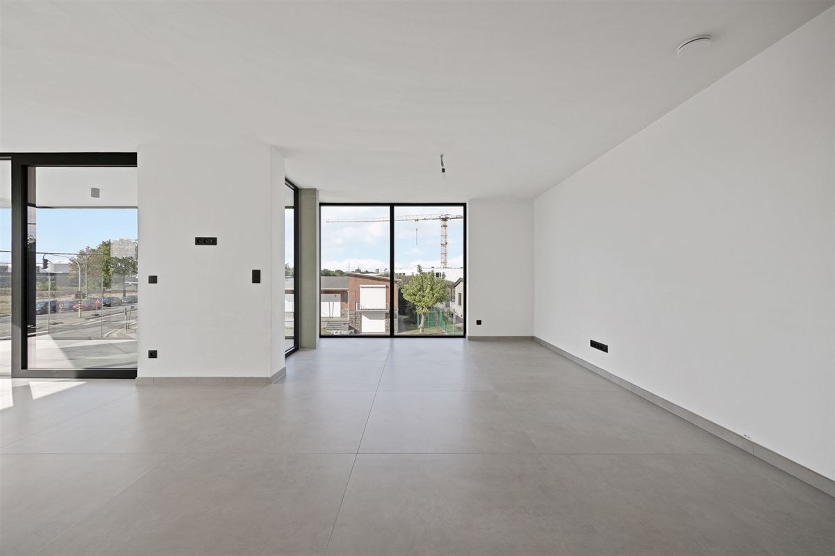 NIEUWBOUW APPARTEMENT VAN 113M² MET 2 SLAAPKAMERS EN TERRASSEN MET MOGELIJKHEID TOT AANKOOP 6% BTW!