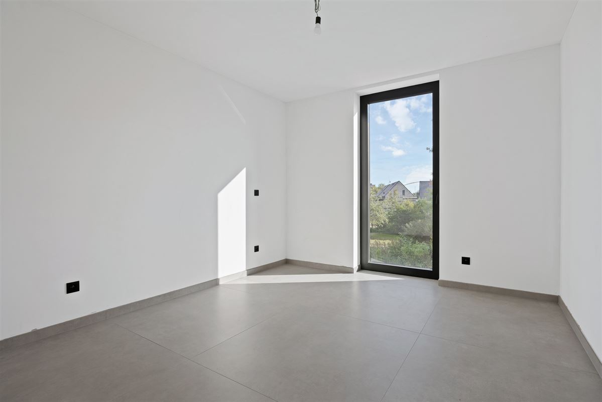 NIEUWBOUW APPARTEMENT VAN 105M² MET 2 SLAAPKAMERS EN TERRASSEN MET MOGELIJKHEID TOT AANKOOP 6% BTW!