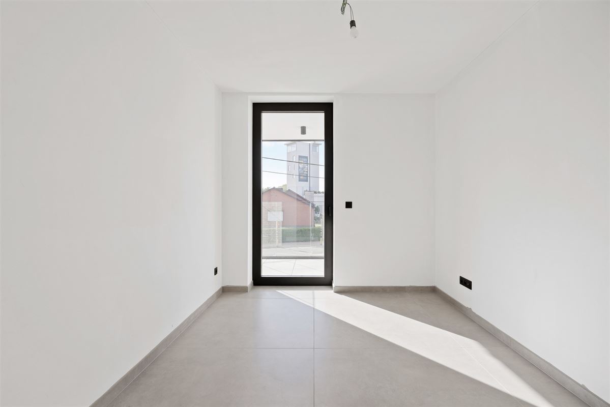 NIEUWBOUW APPARTEMENT VAN 113M² MET 2 SLAAPKAMERS EN TERRASSEN MET MOGELIJKHEID TOT AANKOOP 6% BTW!