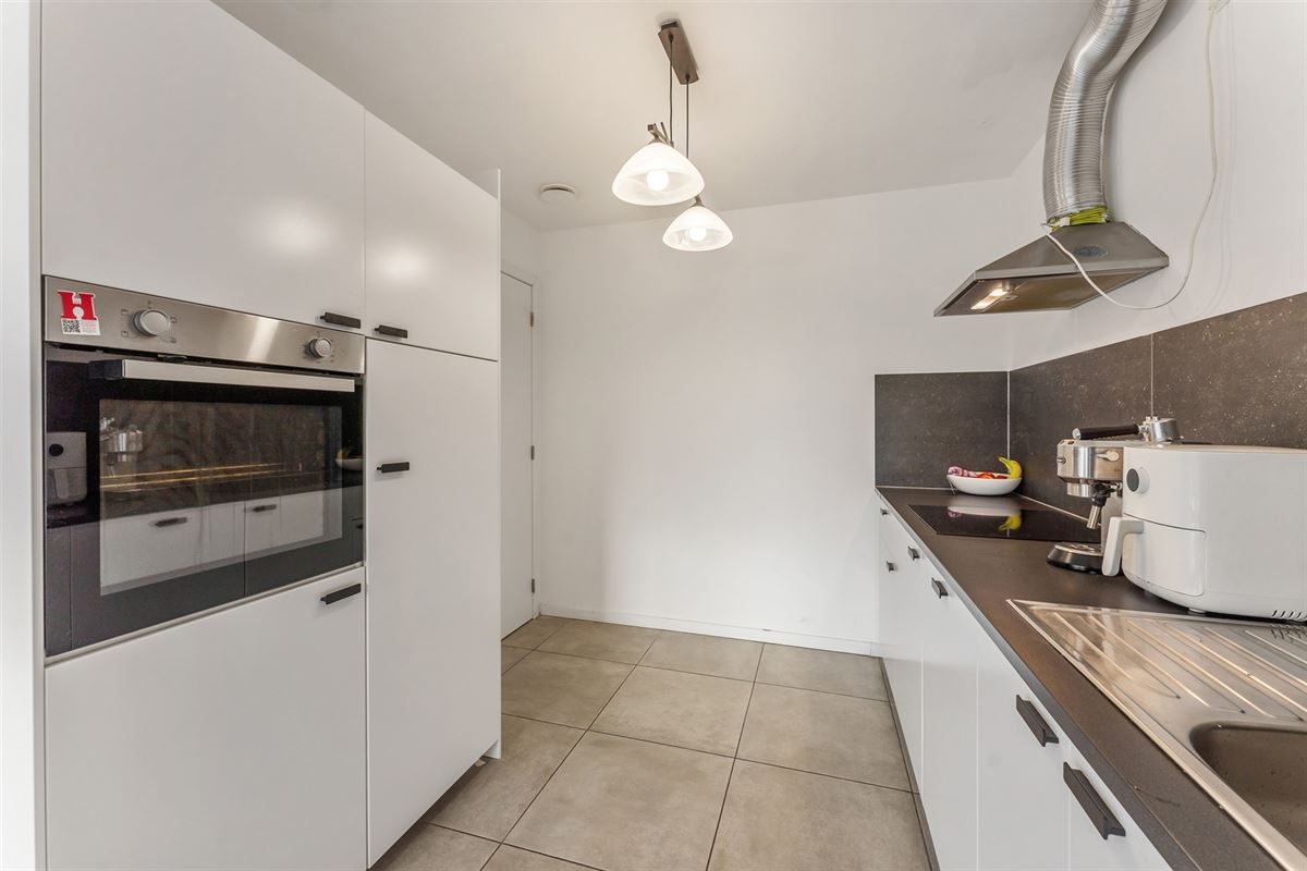 RUIM RECENT APPARTEMENT (2023) MET 2 SLAAPKAMERS TE KORSPEL