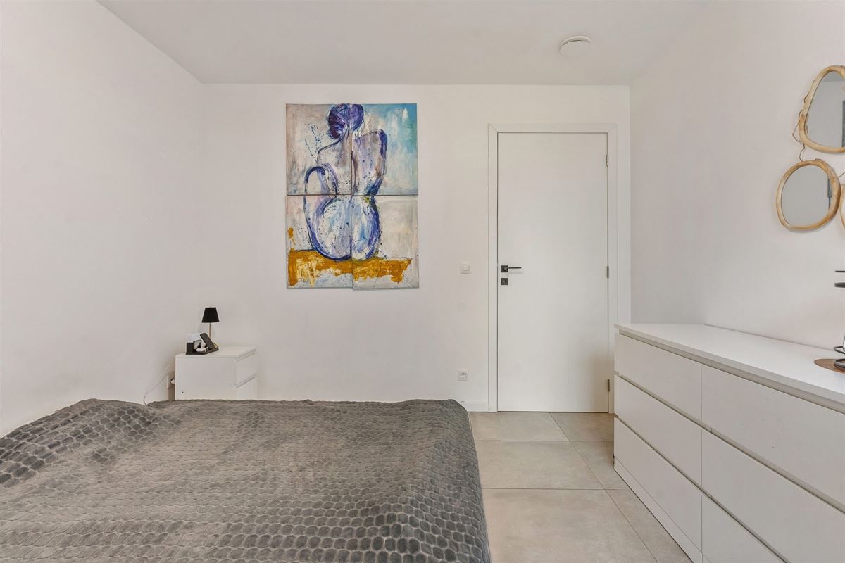 RUIM RECENT APPARTEMENT (2023) MET 2 SLAAPKAMERS TE KORSPEL