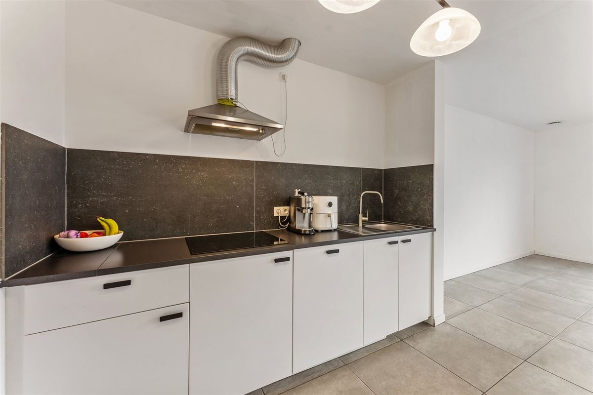 RUIM RECENT APPARTEMENT (2023) MET 2 SLAAPKAMERS TE KORSPEL