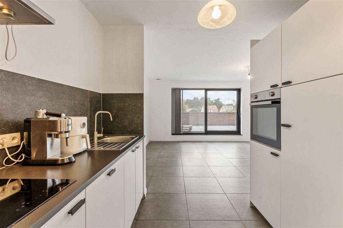 RUIM RECENT APPARTEMENT (2023) MET 2 SLAAPKAMERS TE KORSPEL