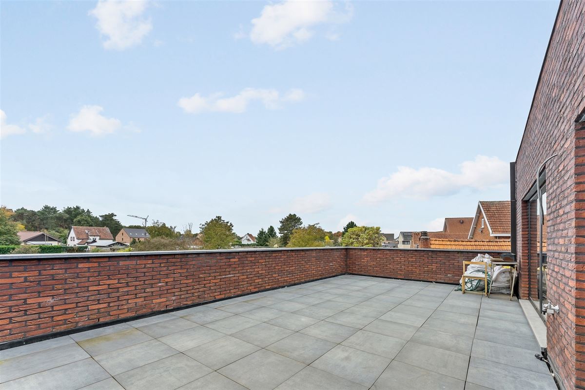 RUIM RECENT APPARTEMENT (2023) MET 2 SLAAPKAMERS TE KORSPEL