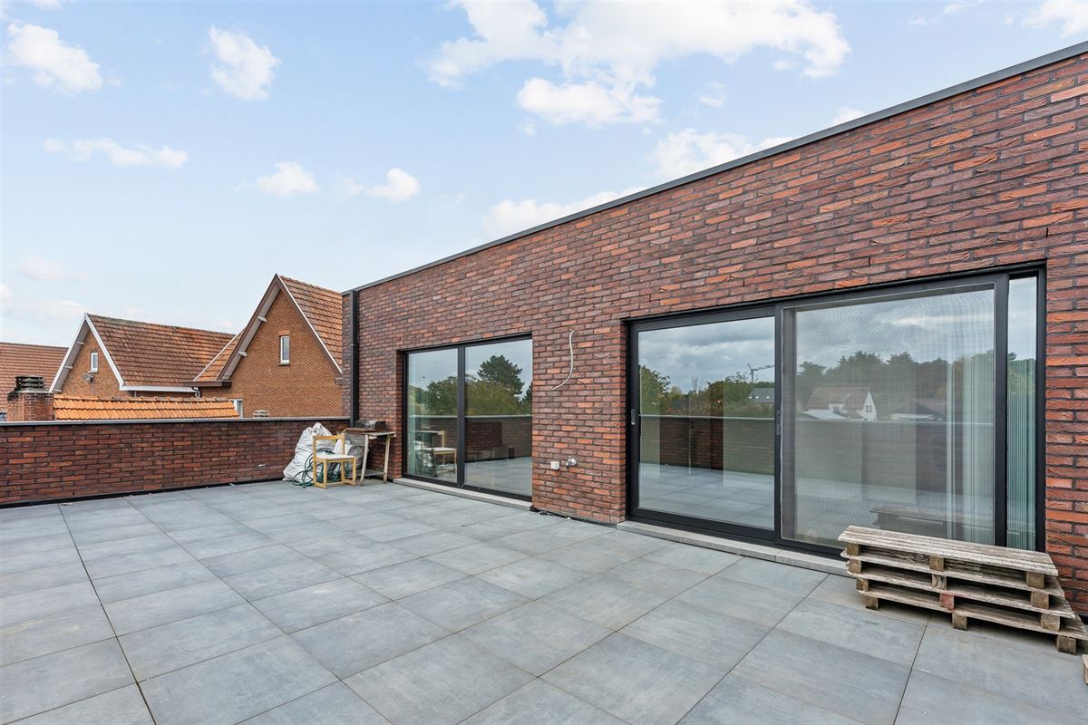 RUIM RECENT APPARTEMENT (2023) MET 2 SLAAPKAMERS TE KORSPEL