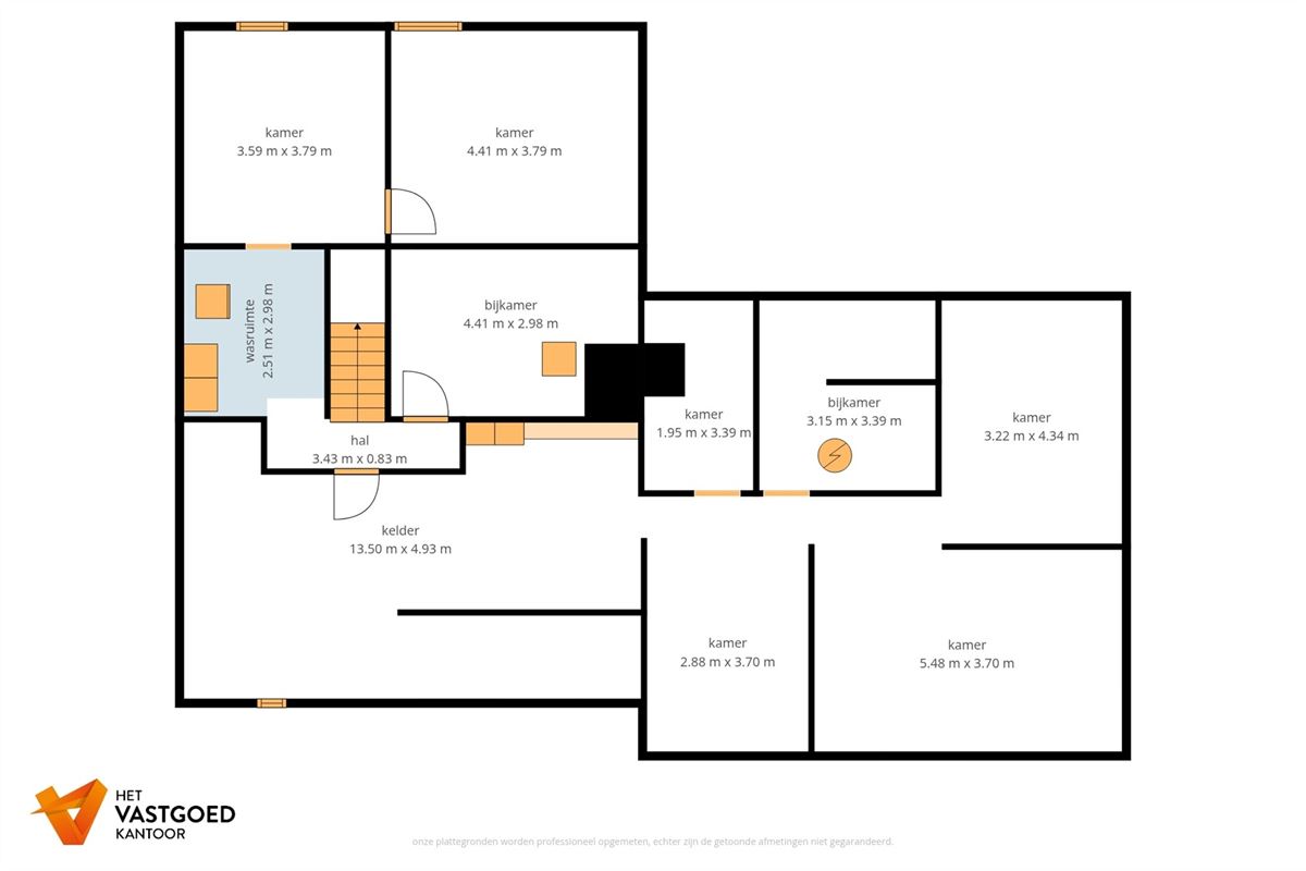 HEEL GOED ONDERHOUDEN WONING MET 3 SLAAPKAMERS UITERST RUSTIG GELEGEN OP EEN PERCEEL VAN 14A TE HEPPEN