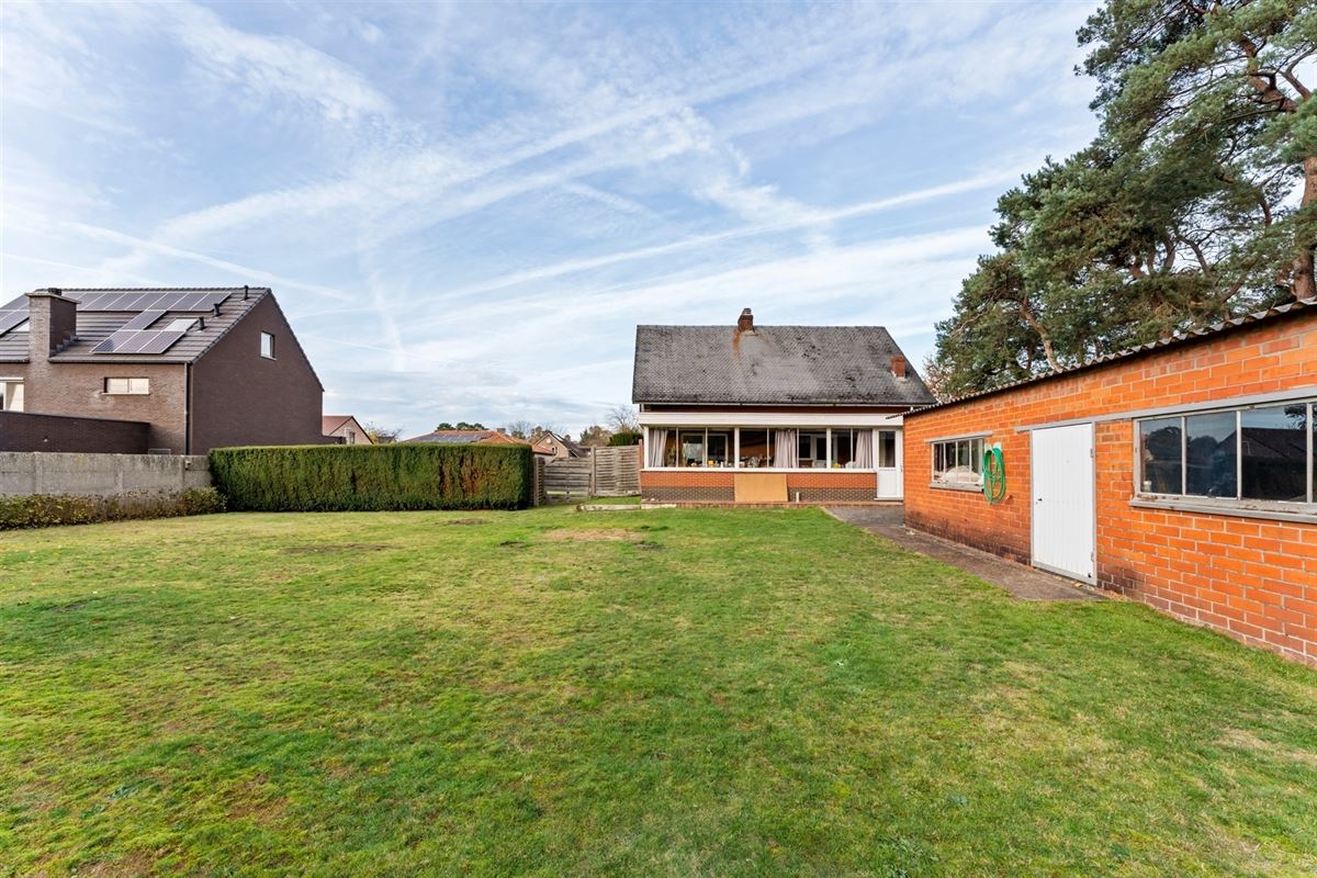 STATIGE, RUIME WONING OP MOOI PERCEEL OP PRACHTIGE LIGGING!