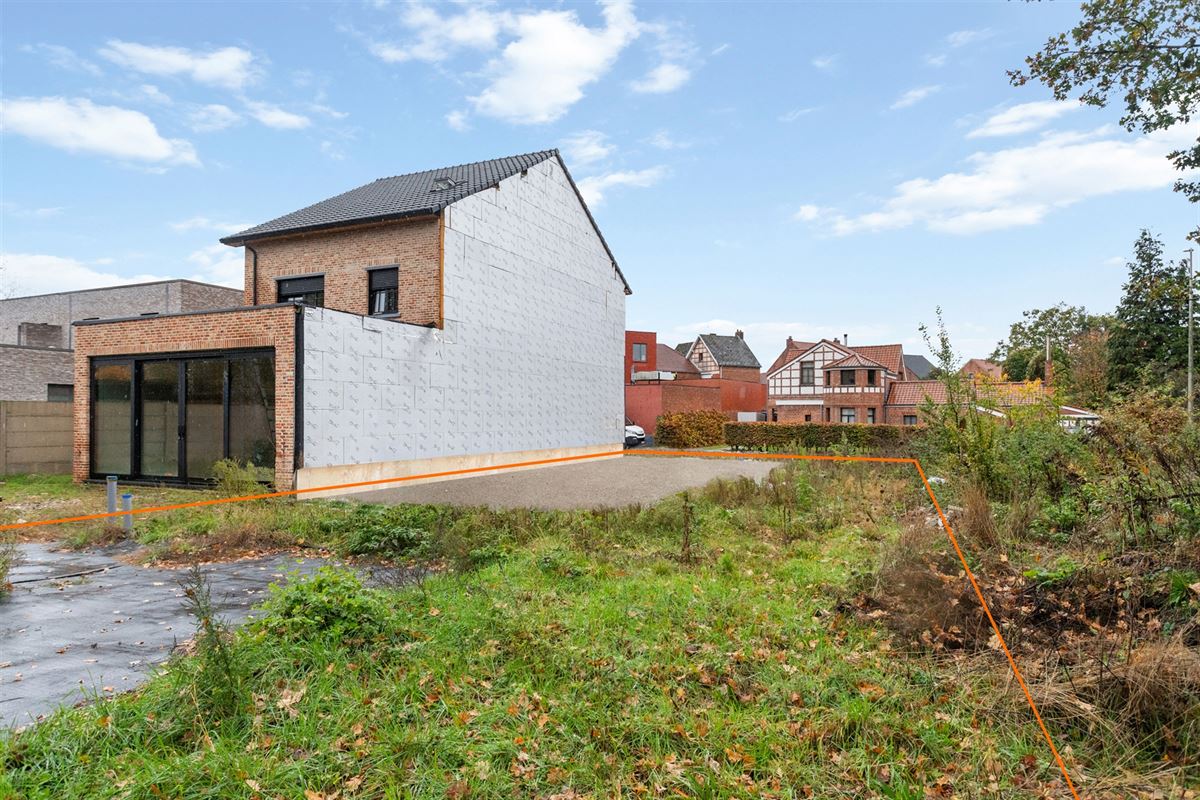 BOUWGROND VAN 3A71CA OP EEN RUSTIGE LOCATIE IN DE NABIJHEID VAN HET CENTRUM VAN BEVERLO