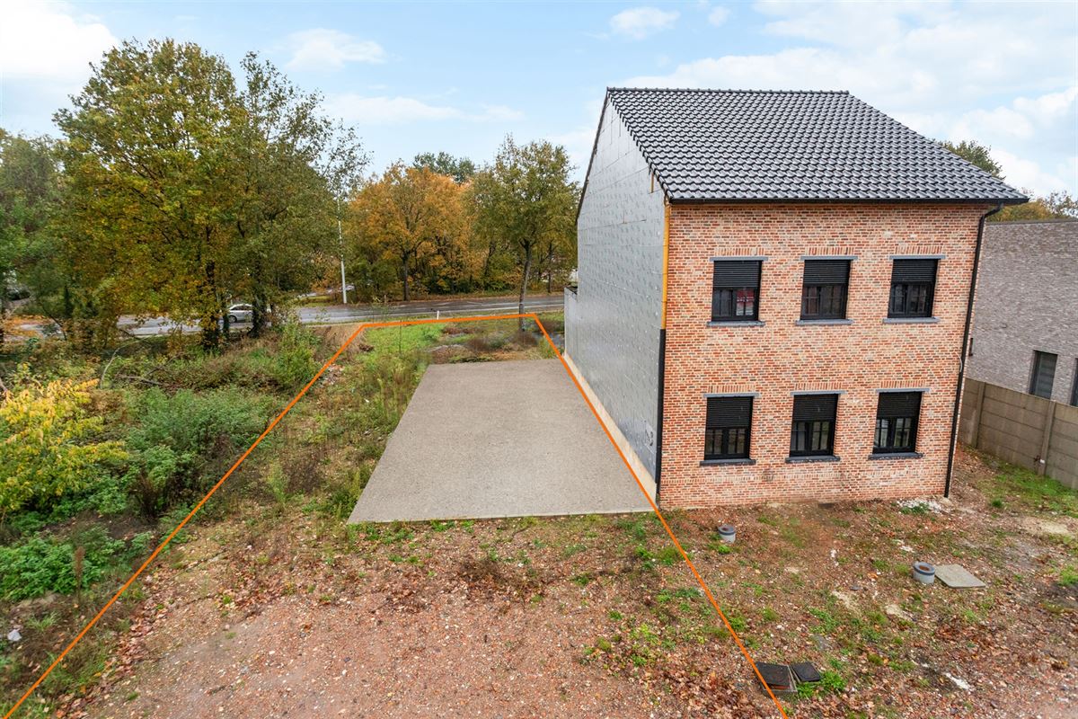 BOUWGROND VAN 3A71CA OP EEN RUSTIGE LOCATIE IN DE NABIJHEID VAN HET CENTRUM VAN BEVERLO