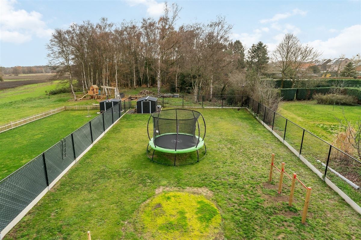 ENERGIEZUINIGE NIEUWBOUWWONING (E21) OP PERCEEL VAN 6A63CA IN GROENE DOCH CENTRALE OMGEVING