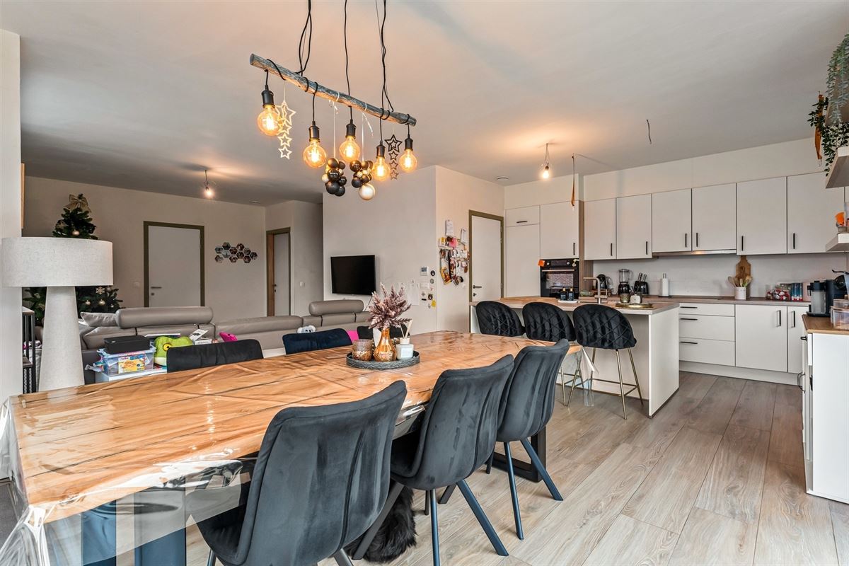ENERGIEZUINIGE NIEUWBOUWWONING (E21) OP PERCEEL VAN 6A63CA IN GROENE DOCH CENTRALE OMGEVING