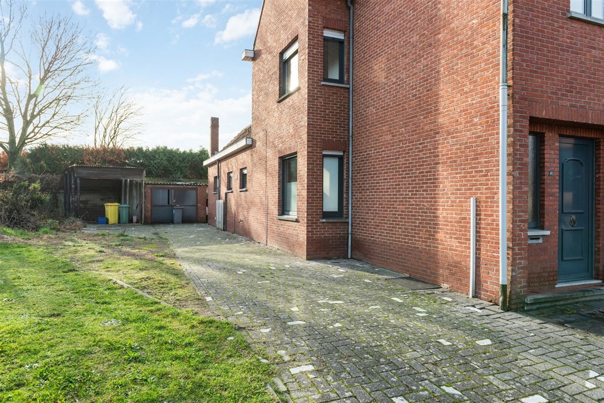 HALFOPEN BEBOUWING IN MOL - MILLEGEM