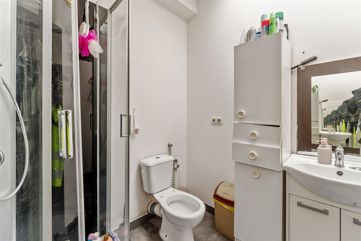 OP TE KNAPPEN WONING MET 3 SLAAPKAMERS PAL IN HET CENTRUM VAN PAAL