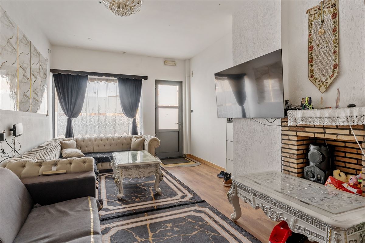 OP TE KNAPPEN WONING MET 3 SLAAPKAMERS PAL IN HET CENTRUM VAN PAAL
