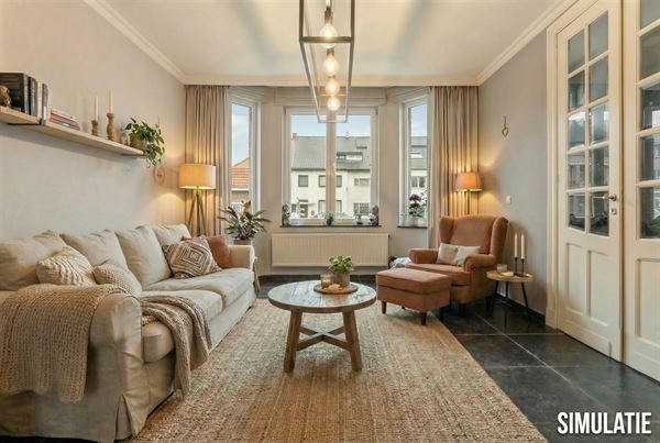 KNAP GERENOVEERDE WONING (175M²) MET 4 SLAAPKAMERS EN LEUKE STADSTUIN TE HASSELT