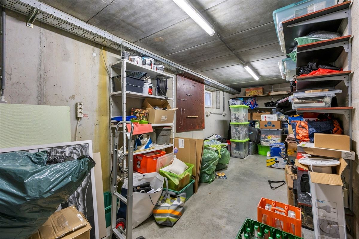 ENERGIEZUINIG APPARTEMENT MET 2 SLAAPKAMERS EN ZEER RUIM TERRAS (50M²) IN HET CENTRUM VAN OOSTHAM