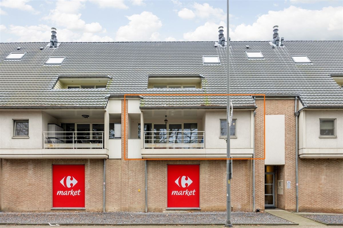 ENERGIEZUINIG APPARTEMENT MET 2 SLAAPKAMERS EN ZEER RUIM TERRAS (50M²) IN HET CENTRUM VAN OOSTHAM
