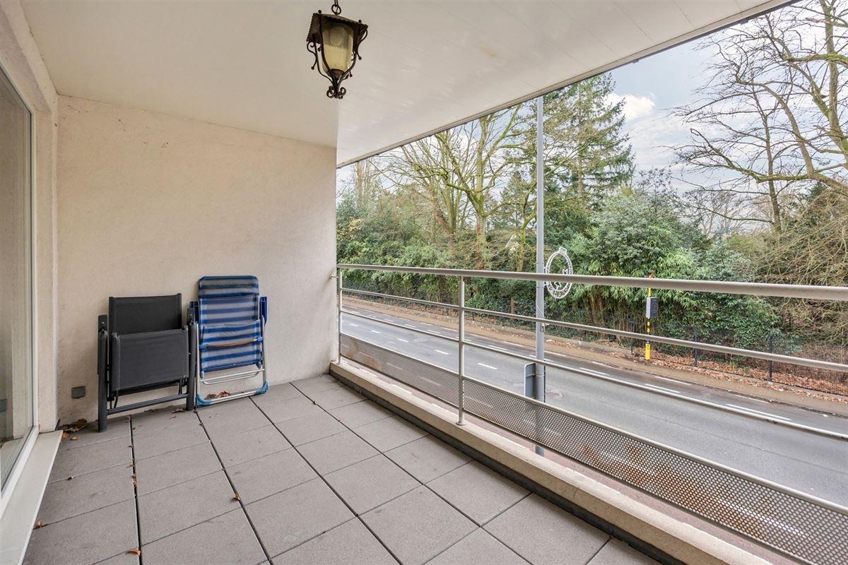 ENERGIEZUINIG APPARTEMENT MET 2 SLAAPKAMERS EN ZEER RUIM TERRAS (50M²) IN HET CENTRUM VAN OOSTHAM