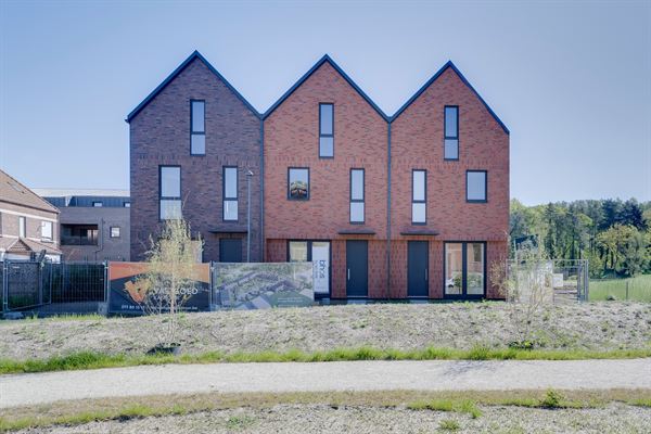 SLIM INGEDEELD, VOLLEDIG AFGEWERKT EN DUURZAAM GEBOUWD