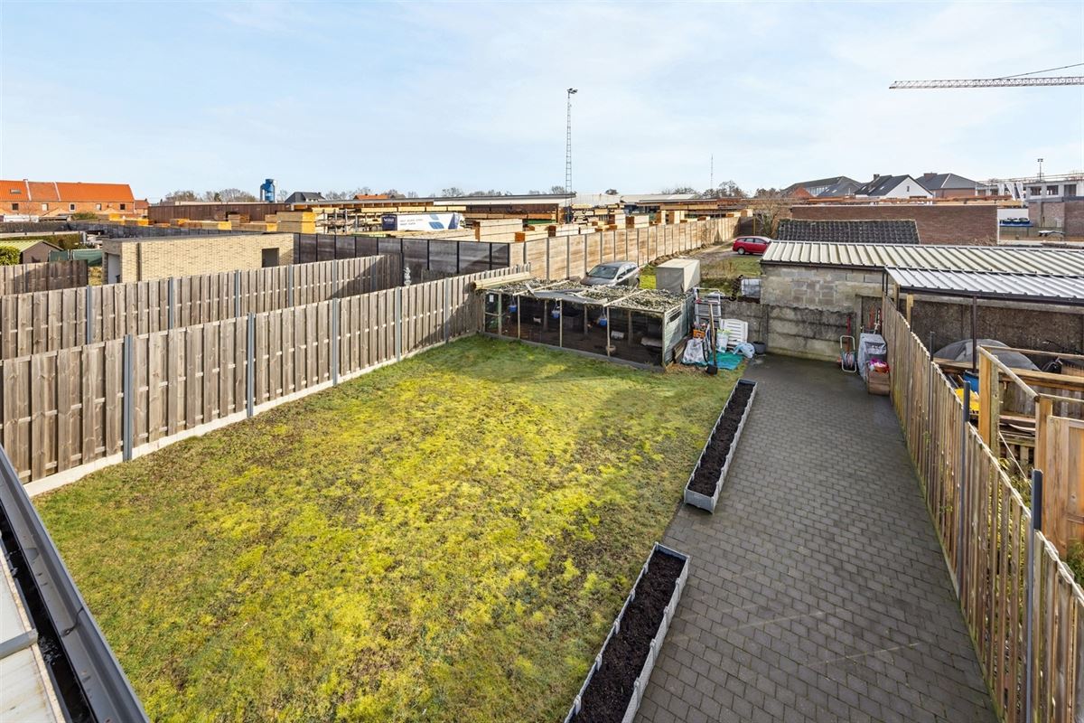 RUIME ENERGIEZUINIGE WONING MET 3 SLAAPKAMERS RUSTIG GELEGEN TE LEOPOLDSBURG