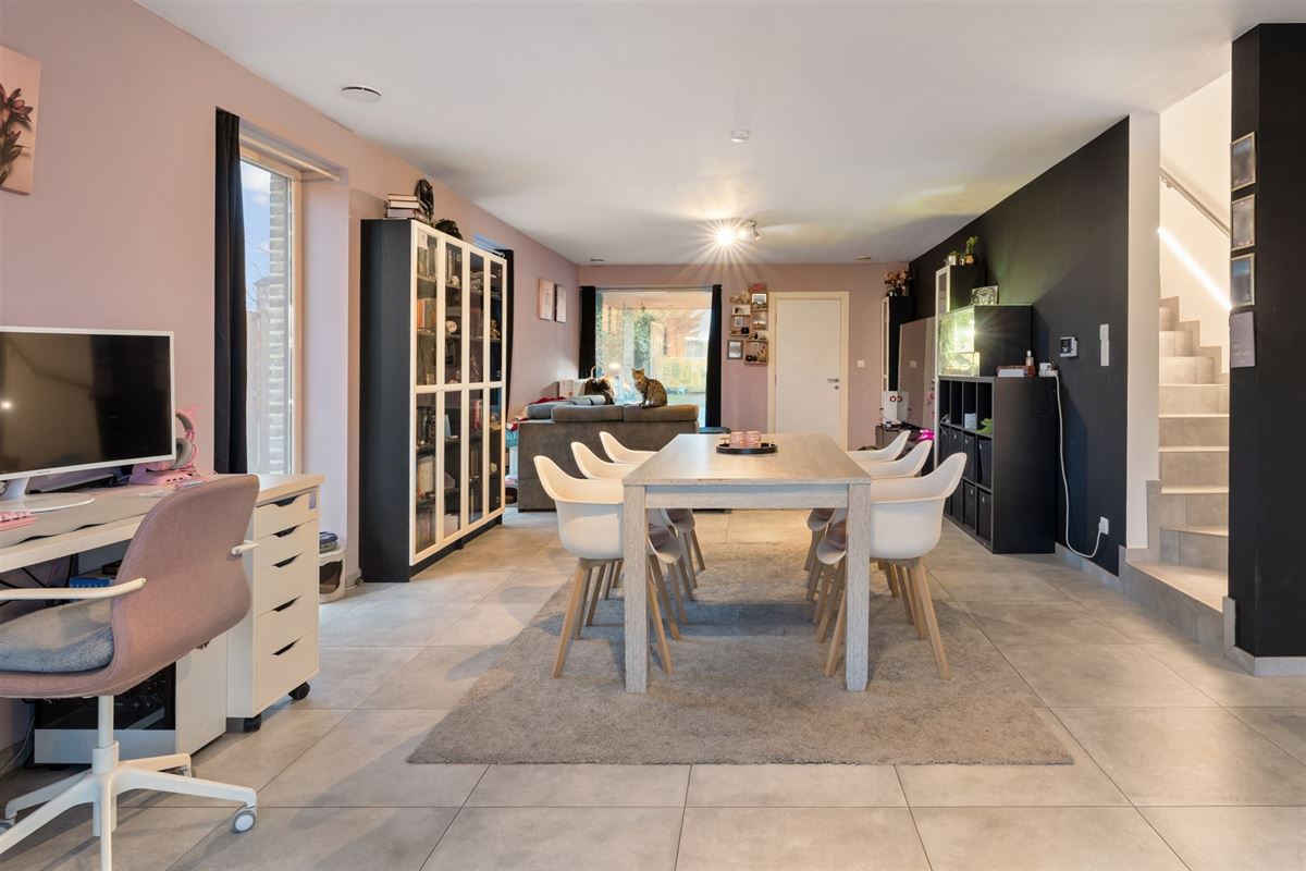 RUIME ENERGIEZUINIGE WONING MET 3 SLAAPKAMERS RUSTIG GELEGEN TE LEOPOLDSBURG