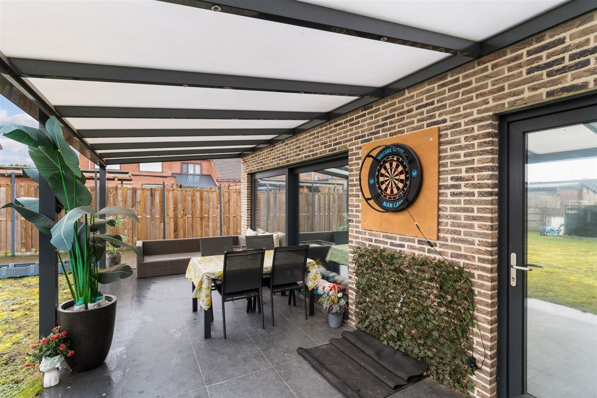 RUIME ENERGIEZUINIGE WONING MET 3 SLAAPKAMERS RUSTIG GELEGEN TE LEOPOLDSBURG