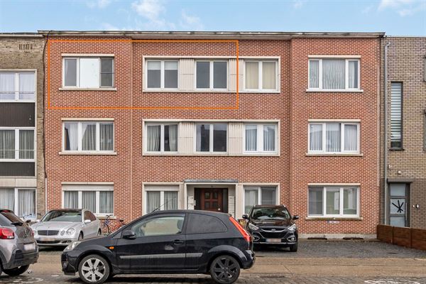 OP TE FRISSEN APPARTEMENT MET 3 SLAAPKAMERS IN DE NABIJHEID VAN HET CENTRUM VAN LEOPOLDSBURG