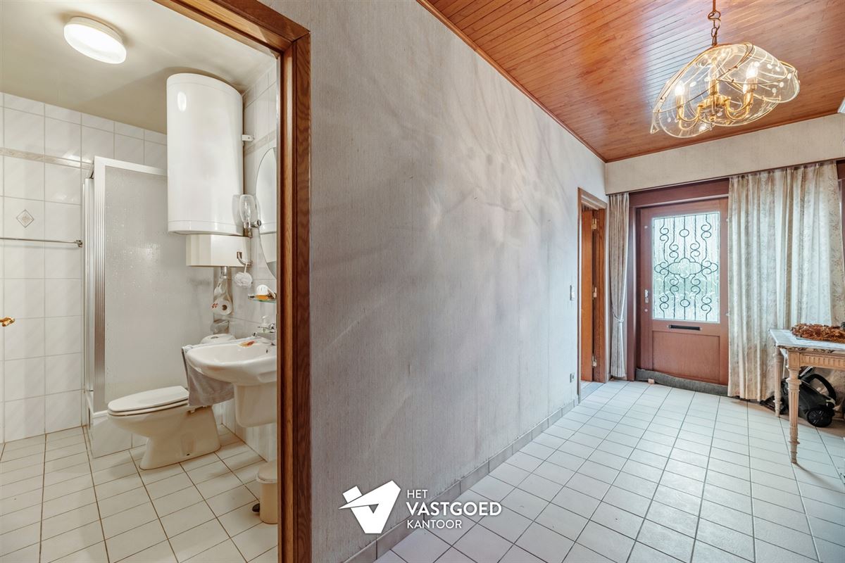 CENTRAAL GELEGEN, RUIME WONING MET VEEL MOGELIJKHEDEN!