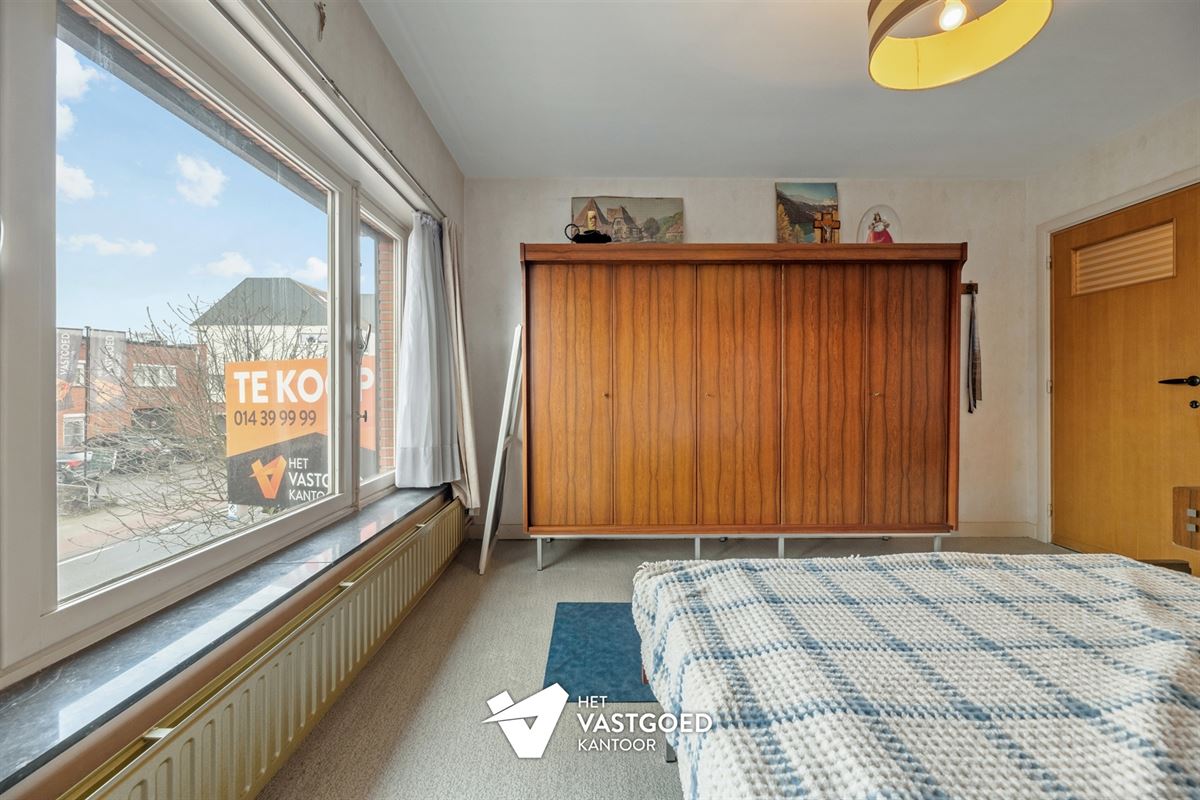 CENTRAAL GELEGEN, RUIME WONING MET VEEL MOGELIJKHEDEN!