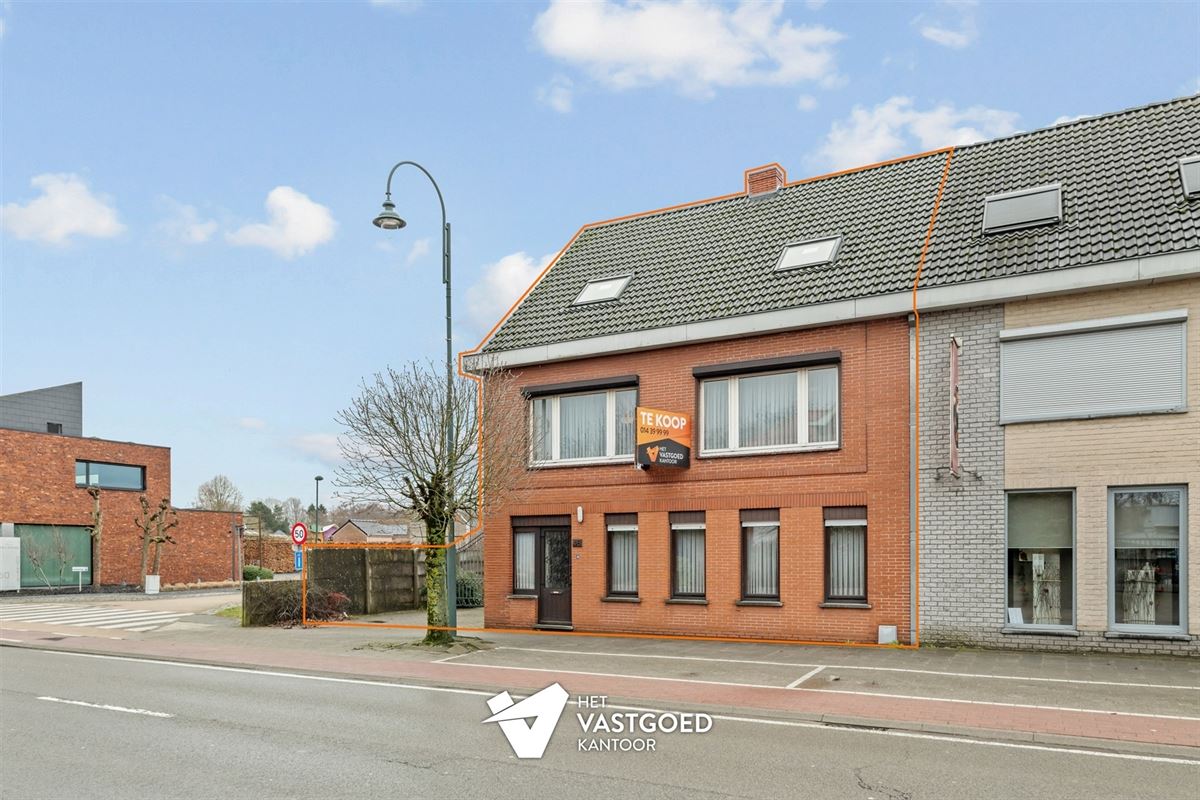 CENTRAAL GELEGEN, RUIME WONING MET VEEL MOGELIJKHEDEN!
