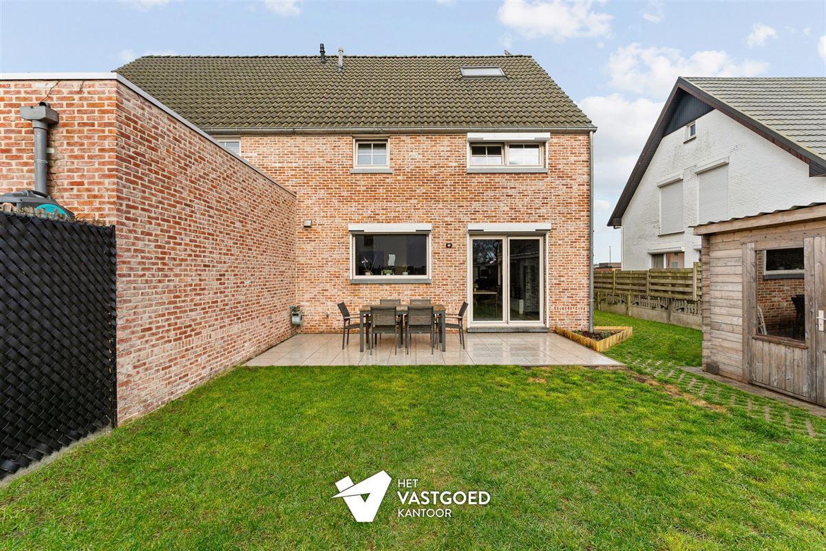 INSTAPKLARE WONING MET 4 SLAAPKAMERS RUSTIG GELEGEN TE LEOPOLDSBURG