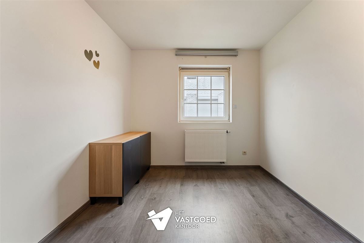 INSTAPKLARE WONING MET 4 SLAAPKAMERS RUSTIG GELEGEN TE LEOPOLDSBURG