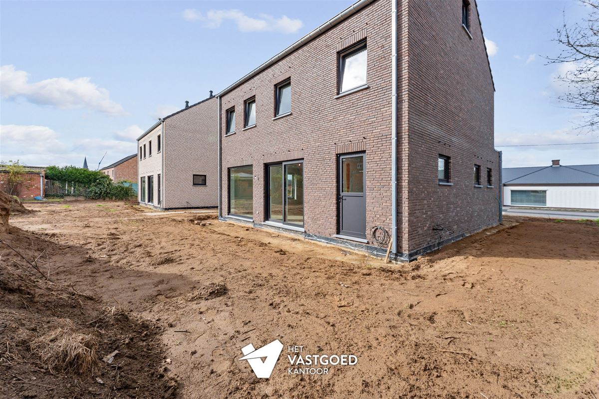 VOLLEDIG AFGEWERKTE EN ENERGIEZUINIGE NIEUWBOUWWONING OP PERCEEL VAN 4A88CA TE SCHAFFEN