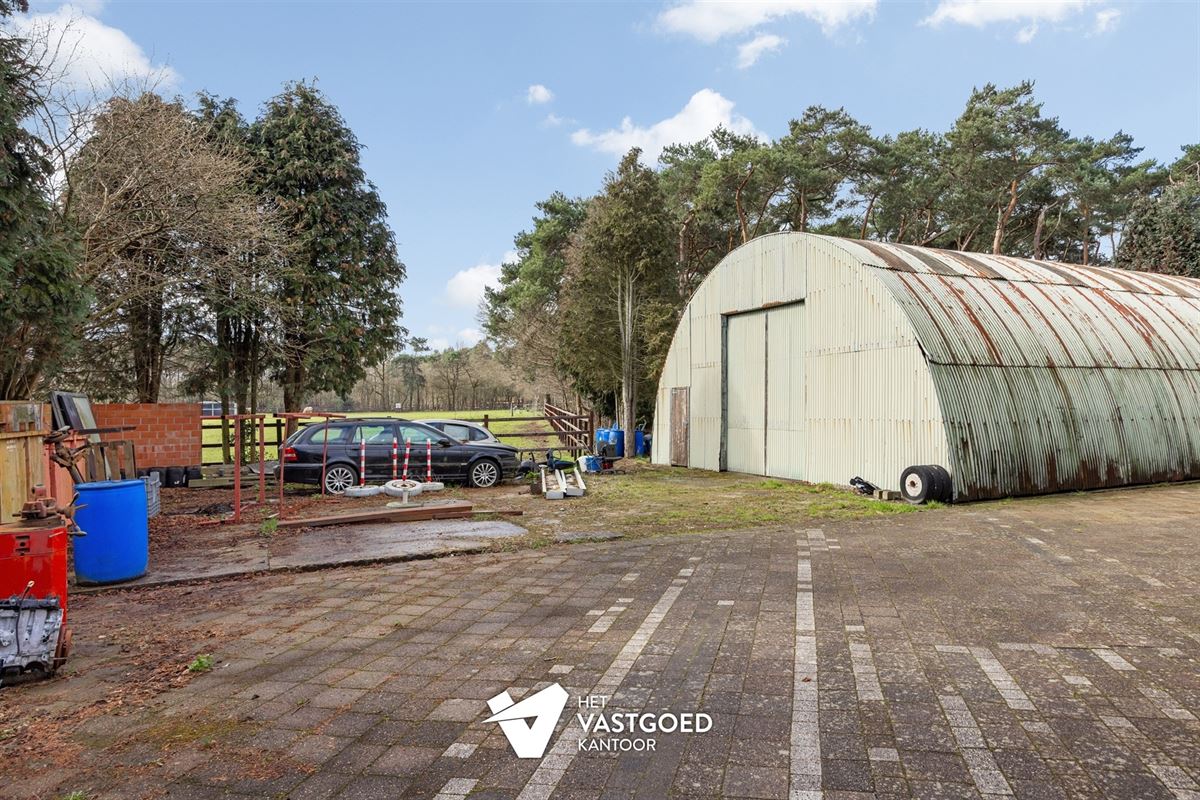 OVER TE NEMEN GARAGE (800M²) EN TANKSTATION GELEGEN OP EEN PERCEEL VAN 2727M² TE HAM