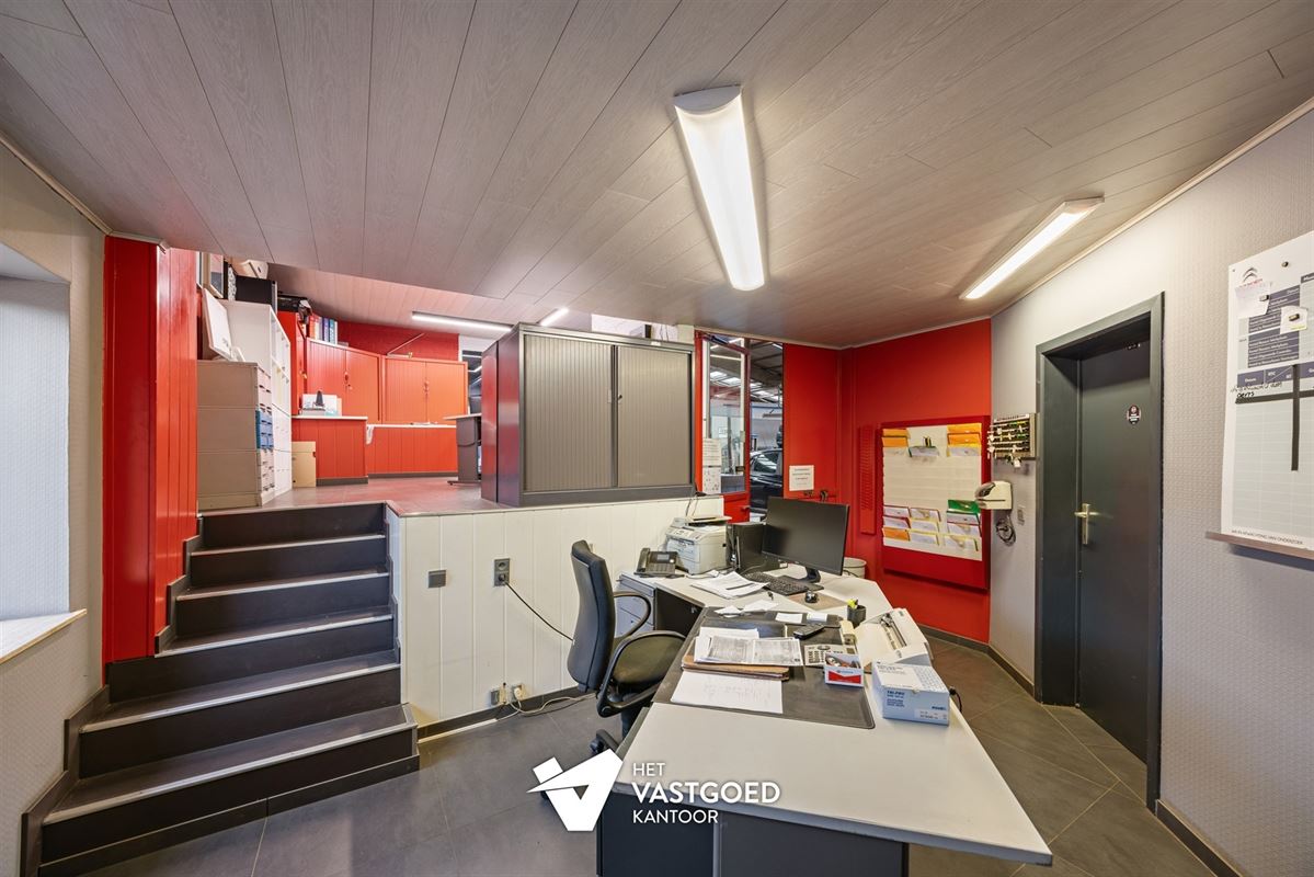 OVER TE NEMEN GARAGE (800M²) EN TANKSTATION GELEGEN OP EEN PERCEEL VAN 2727M² TE HAM